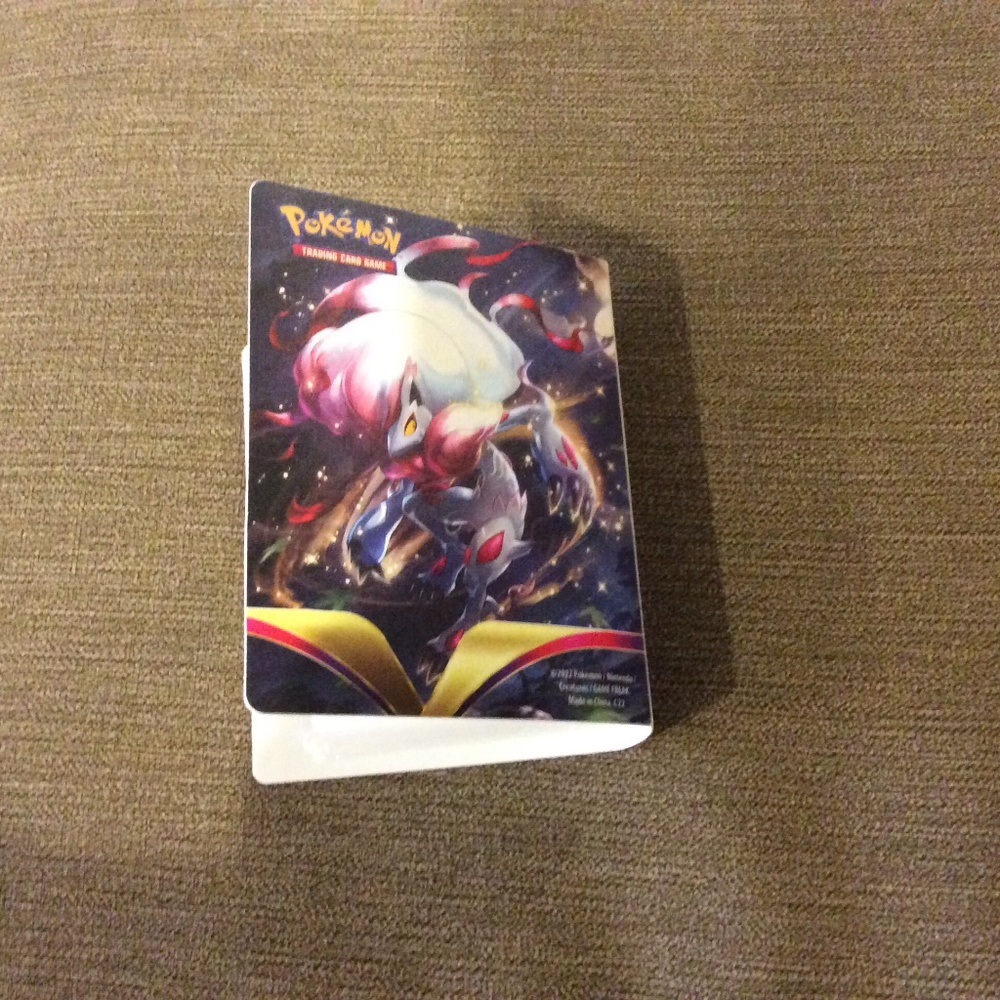 Trading Pokémon binder
